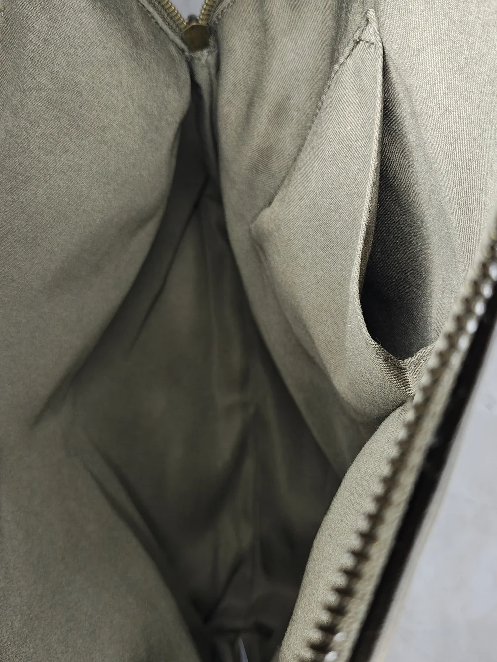 N/A versatile taupe